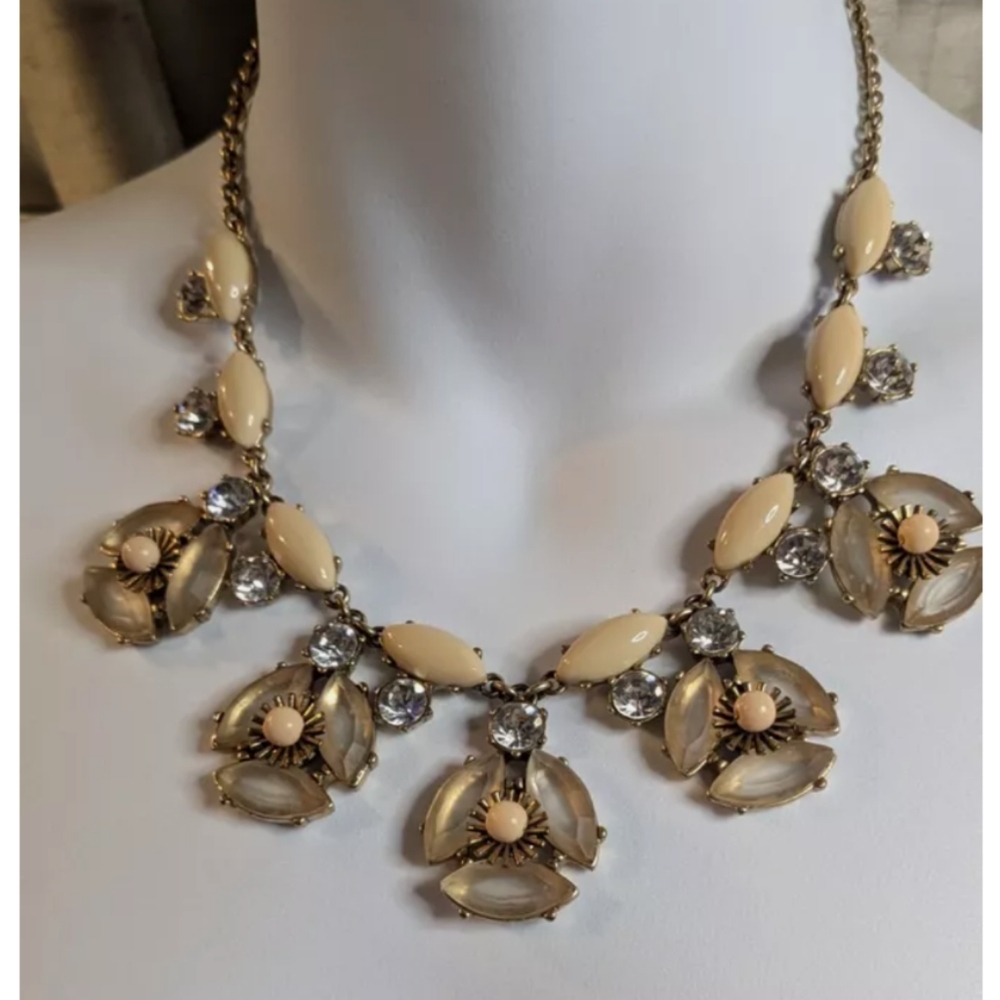 J Crew Beige Taupe Cabochon Rhinestones Antiqued Gold Tone Statement Necklace